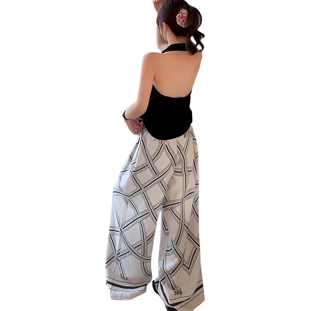 Garbege Casual Suit Women
s Black Top And Checkered Pants Set