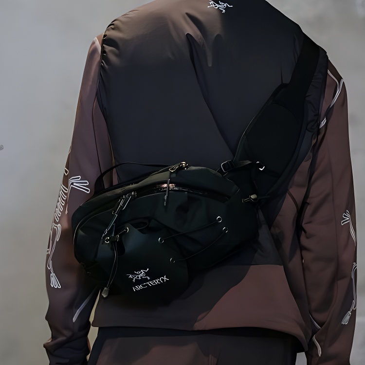 Arcteryx Q5 Waistpack (29301) – купить аксессуары от известных