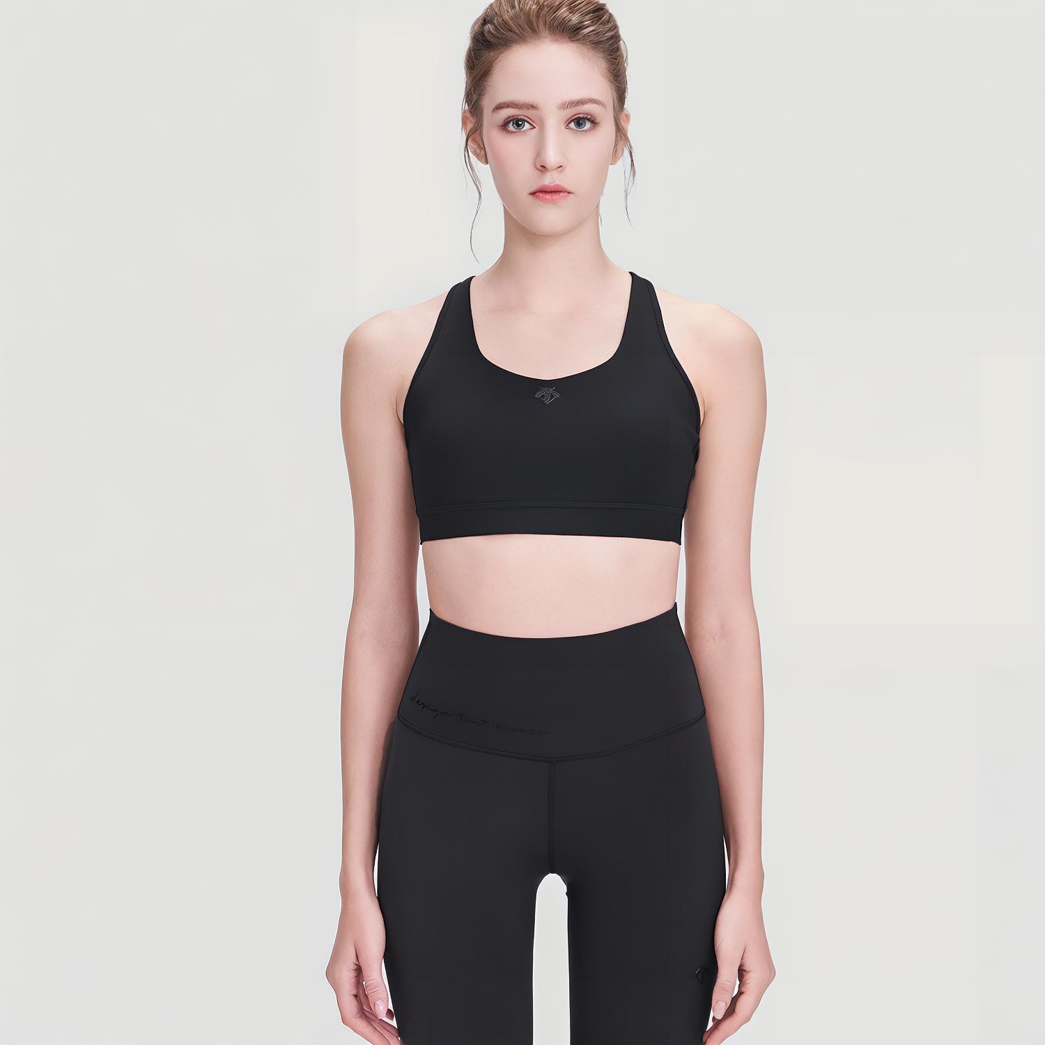 DESCENTE WOMENS A MOTION Sport Vests Women’s