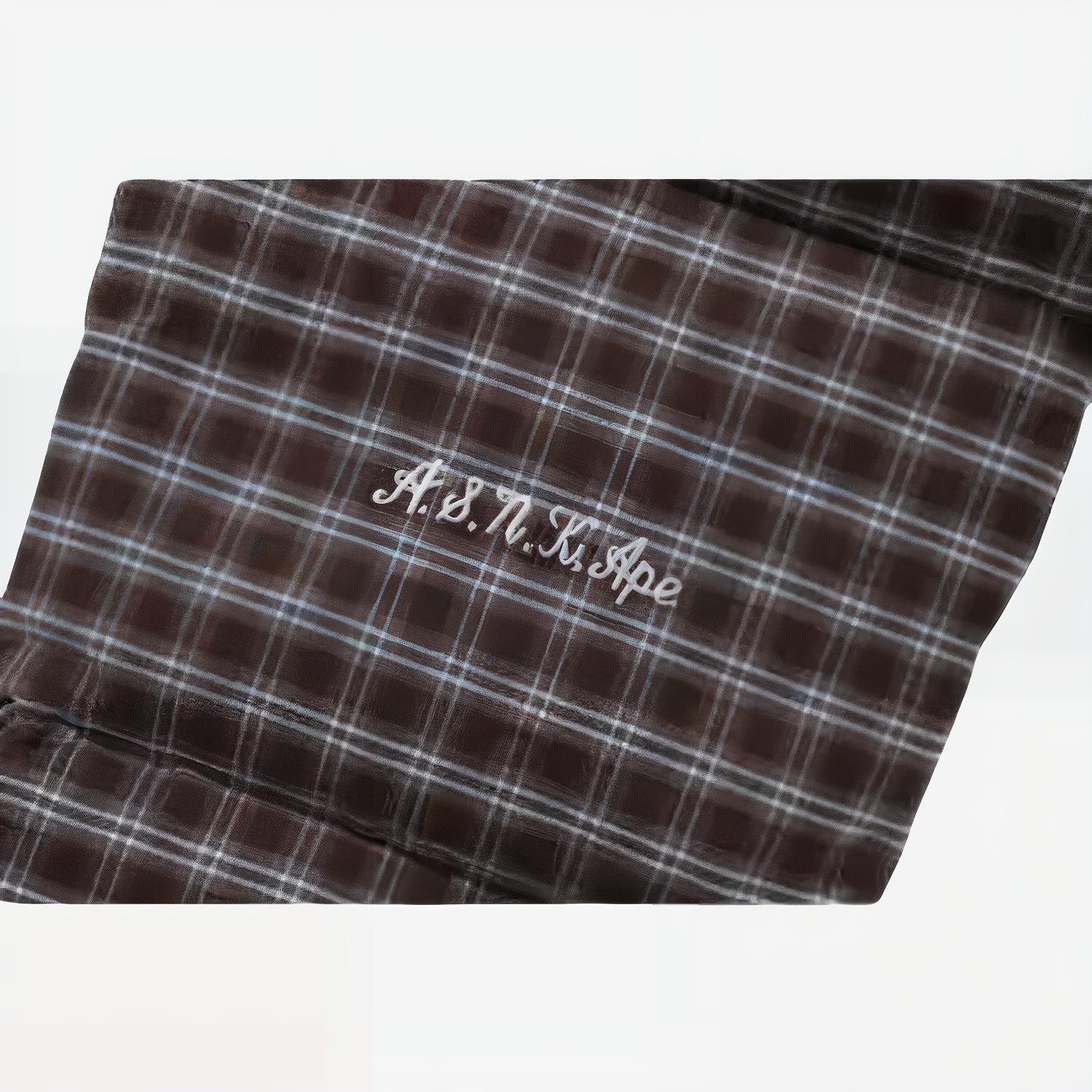Женские куртка A BATHING APE A BATHING APE (коричневая в клетку) — фото 4