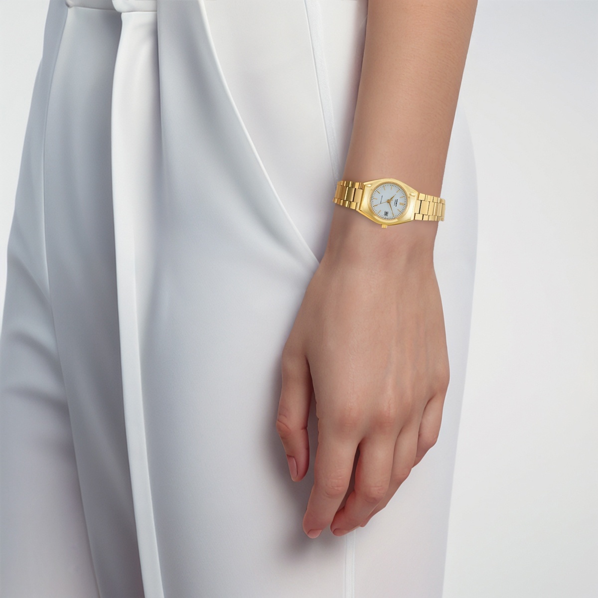 Женские часы Casio STANDARD (золотые) — фото 5