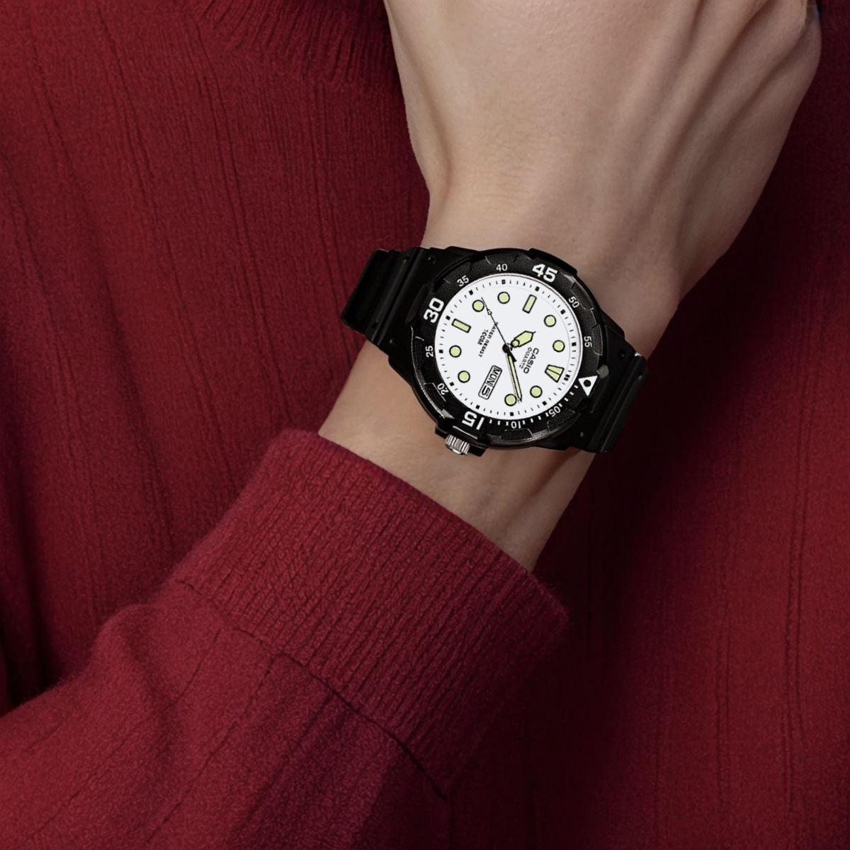 Мужские часы Casio YOUTH-MRW (белые) — фото 5