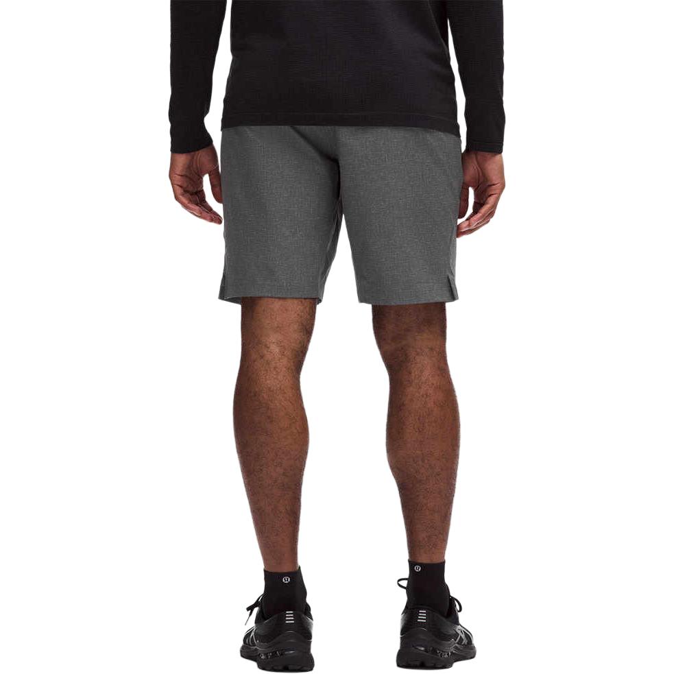Lululemon Sports Shorts 9′ Men’s Asphalt Gray Mixed Color Diamond Textured Print