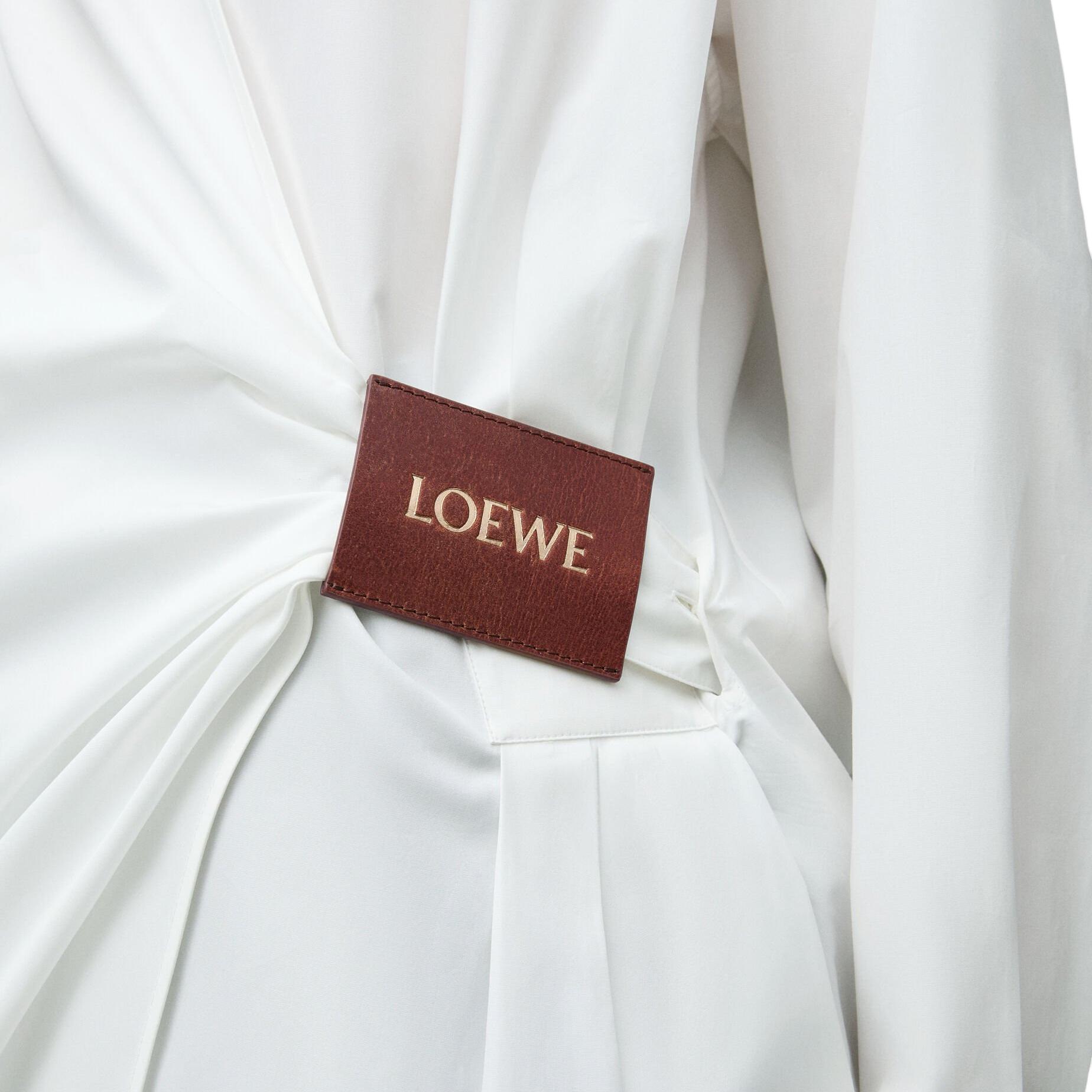 Женская рубашка LOEWE SS25 (белый) — фото 4