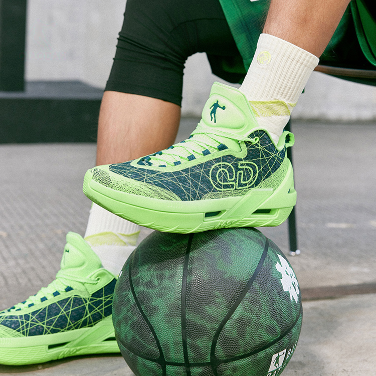 QIAODAN Slip Resistant Abrasion Resistant Slip Resistant Abrasion Resistant Low top Basketball Shoes Men’s Green