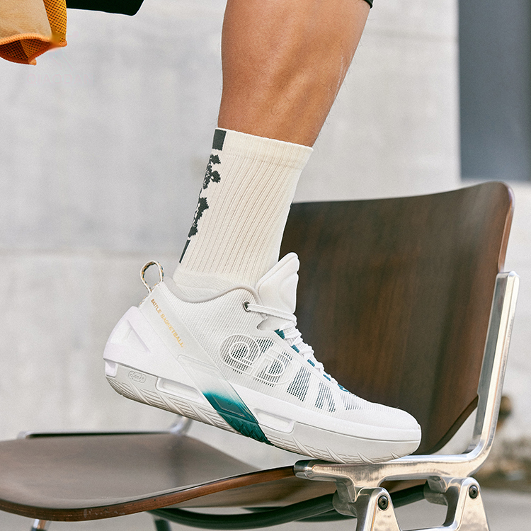 QIAODAN Slip Resistant, Abrasion Resistant, Breathable Low top Basketball Shoes Men’s White