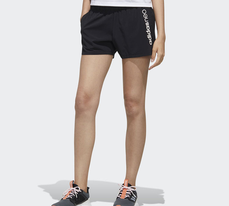 Женские шорты adidas neo W Cs Shorts (черные) — фото 3