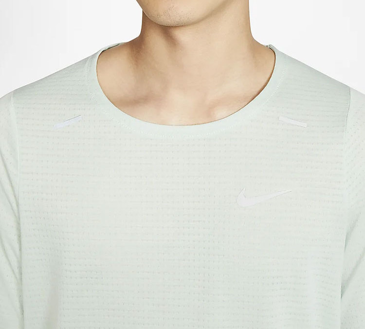 Nike Running T Shirt Men’s Light Green
