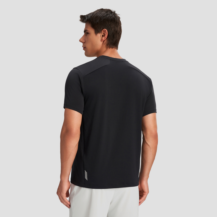 DESCENTE Running T Shirts Men’s Moderate