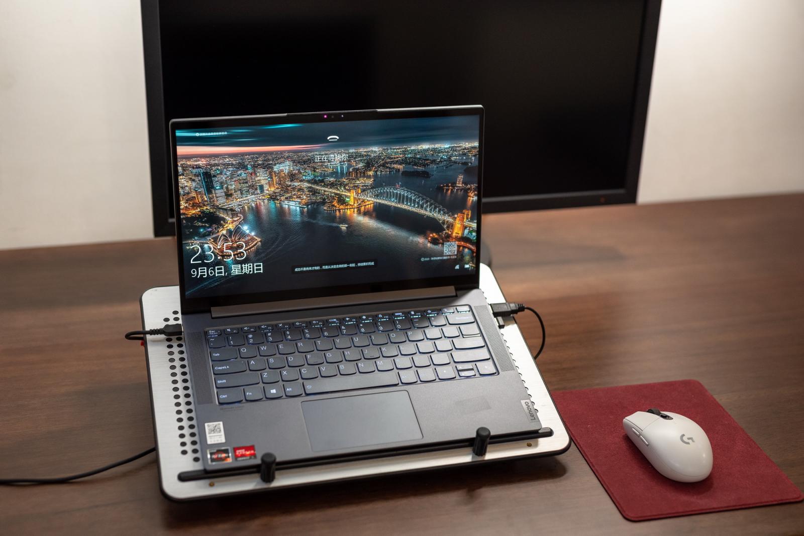 伪装成轻薄本的跑分机器 联想Yoga14s