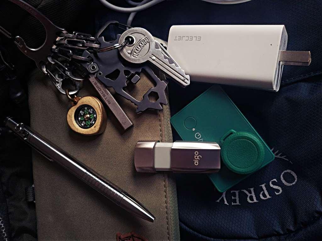 aigo 512G的固态U盘,速度快的飞起来了