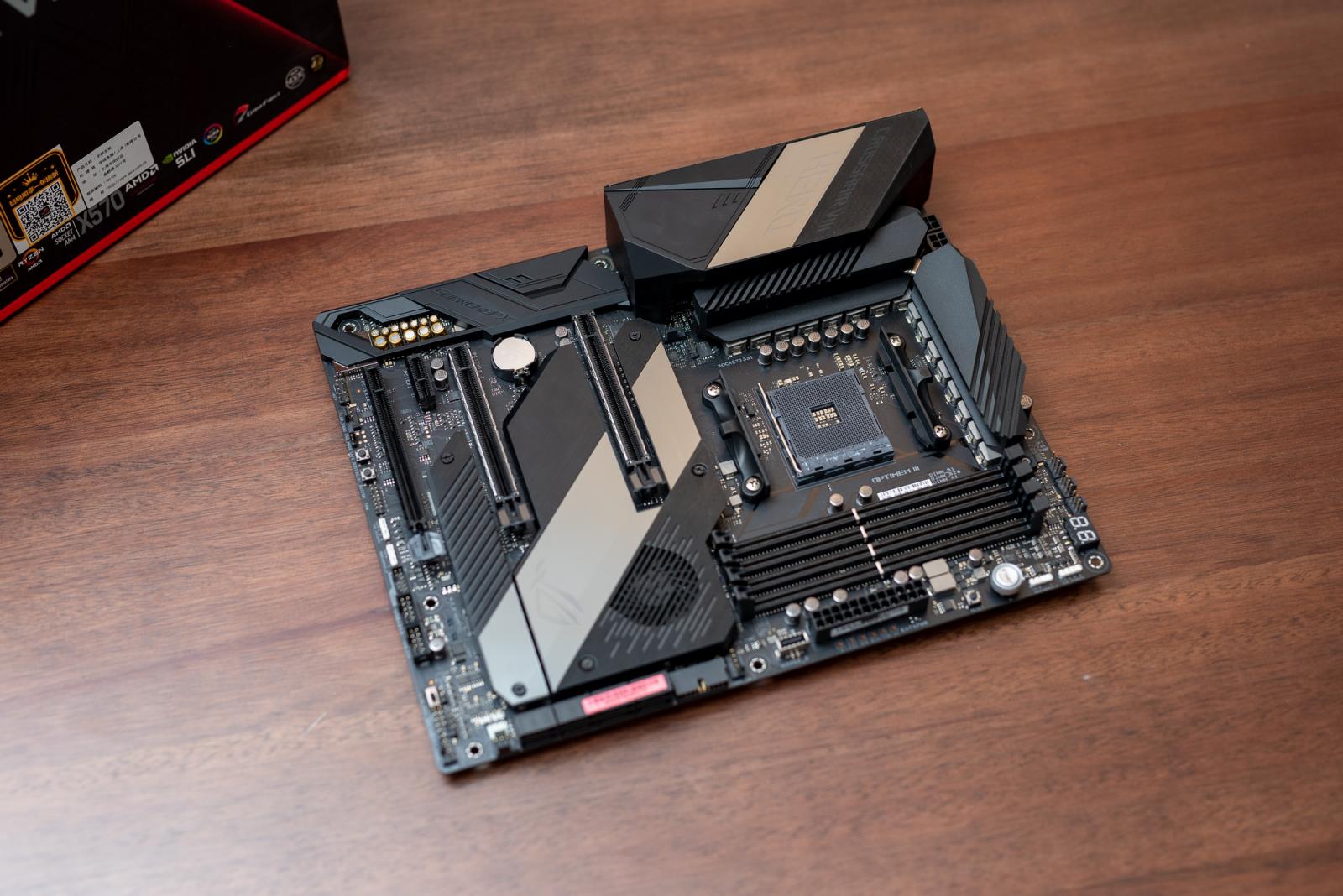 买前生产力,买后打游戏 AMD Ryzen 7 5800X和Ryzen 9 5900X实测
