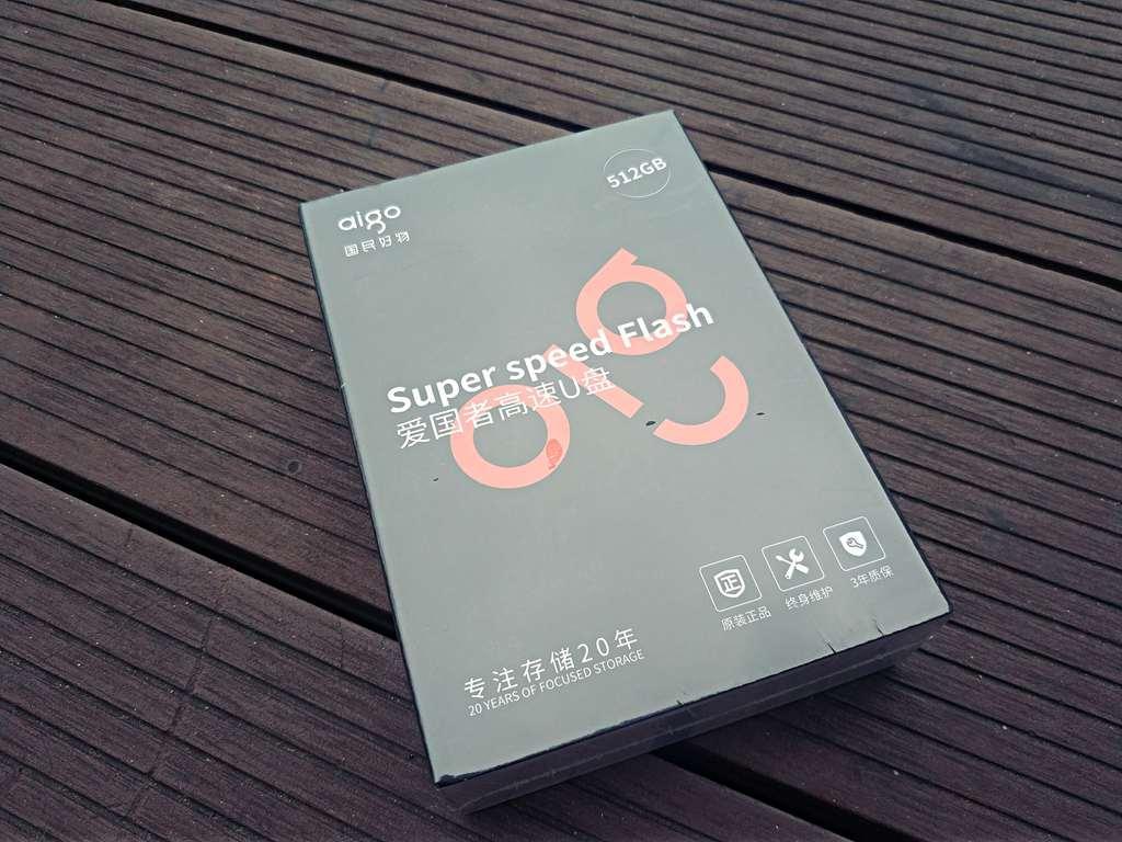 aigo 512G的固态U盘,速度快的飞起来了
