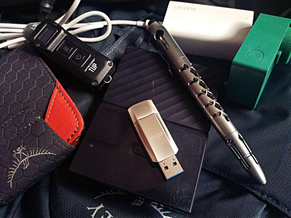aigo 512G的固态U盘,速度快的飞起来了
