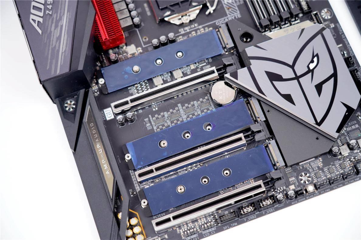 为信仰而生,为梦想而战-技嘉Z490 G2定制联名版主板分享