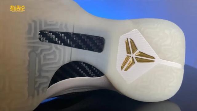 Nike ZK5 Protro 科五复刻“减配”?可能你根本不懂曼巴心意!