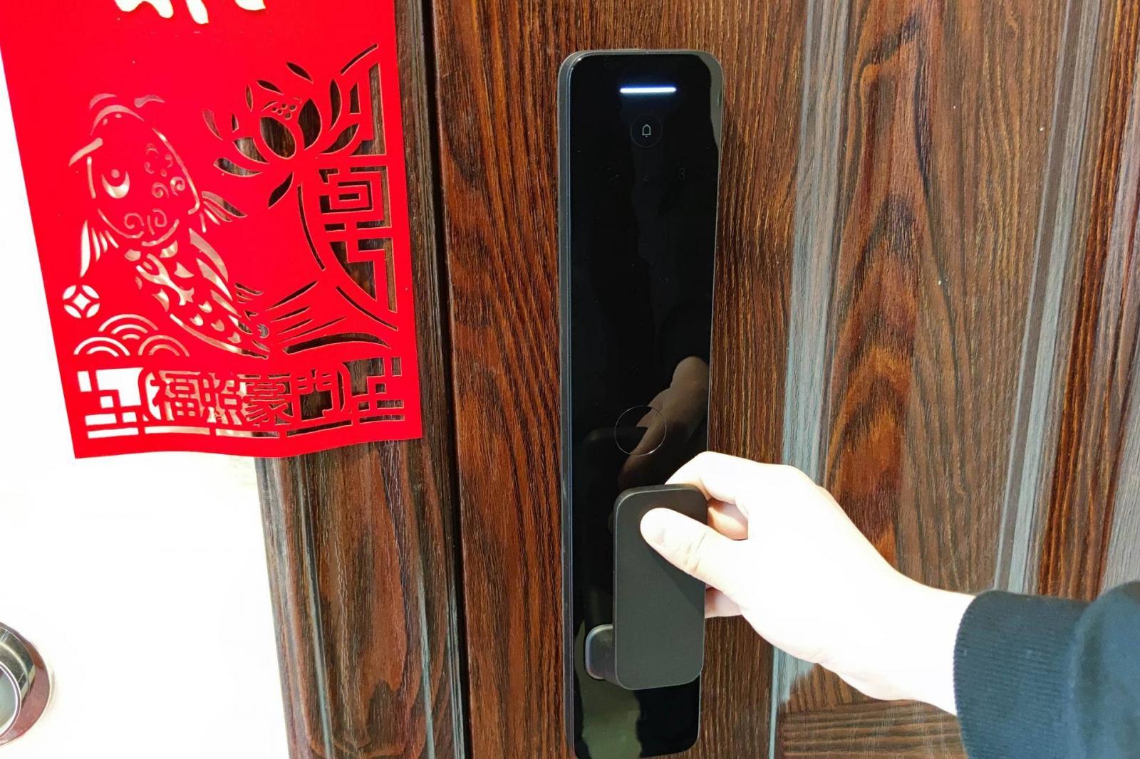 小米全自动智能门锁,7种开锁方式+10重安全防护,一触即开门