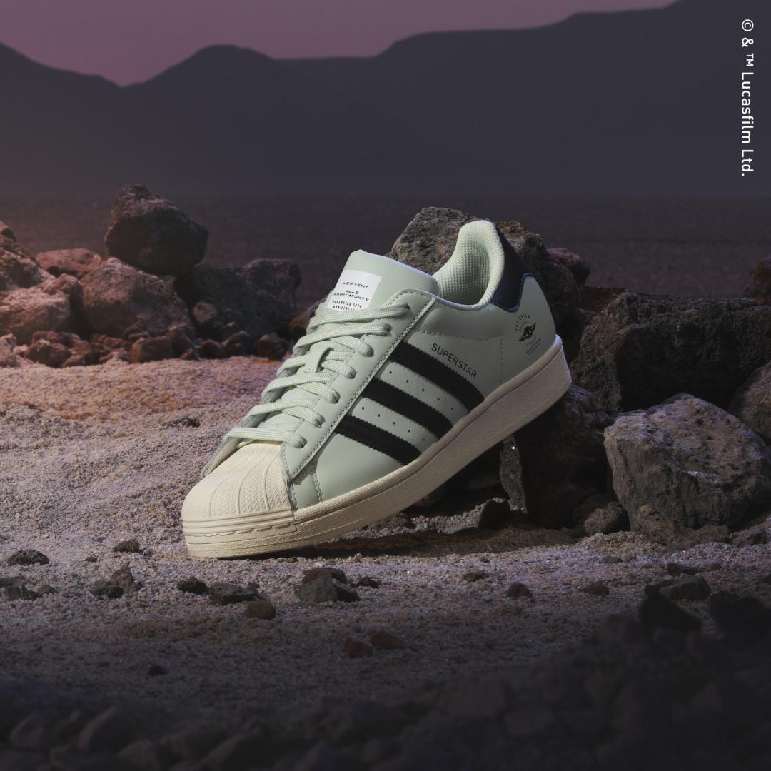 尤达宝宝新球鞋,adidas Originals发布全新The Mandalorian™系列The Child Superstar