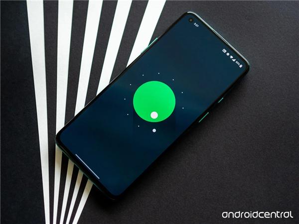一加8T上手实拍; iPhone 12 Pro 5G表现实测