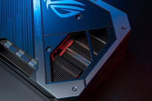 ROG STRIX RTX 3090显卡开箱:真信仰真败家