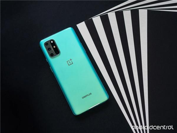 一加8T上手实拍; iPhone 12 Pro 5G表现实测