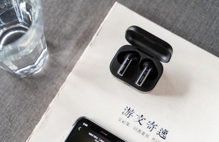 带降噪和环境声模式,售价还很亲民,这是诺基亚出的真无线耳机