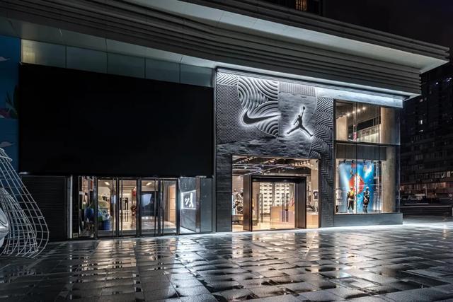 篮球迷的终极寻梦圣地-成都首家Nike Hoops探秘