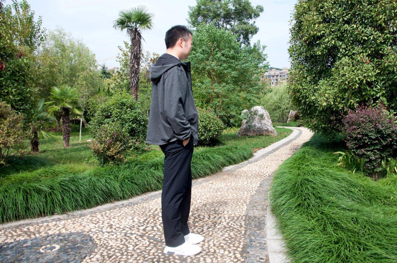 一件夹克穿出运动/休闲两种风格,90分这款新品双面可穿防泼水