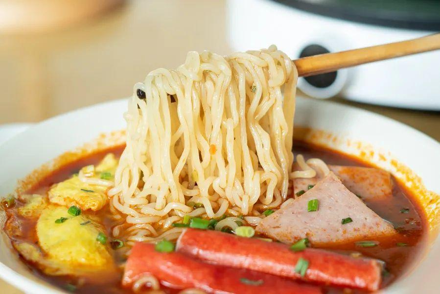 吃了100种这个南粤品牌零食,我彻底服气了