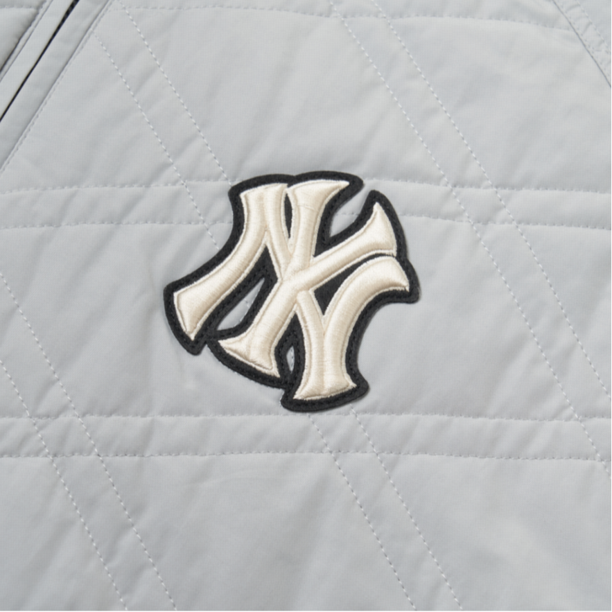 Куртка-бомбер MLB New York Yankees (серая) — фото 3