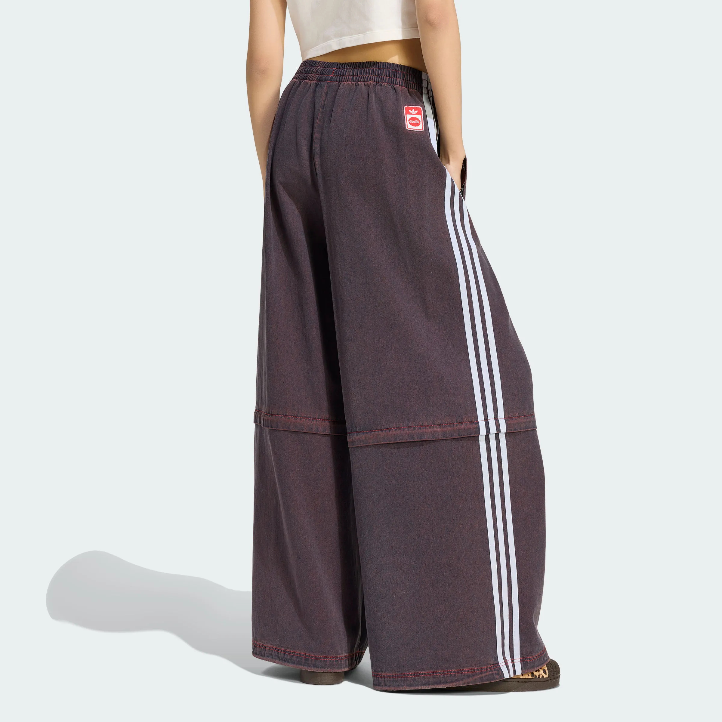 Женские джинсы adidas originals × Coca-Cola ADILENIUM FIREBIRD (цвет как на фото) — фото 6