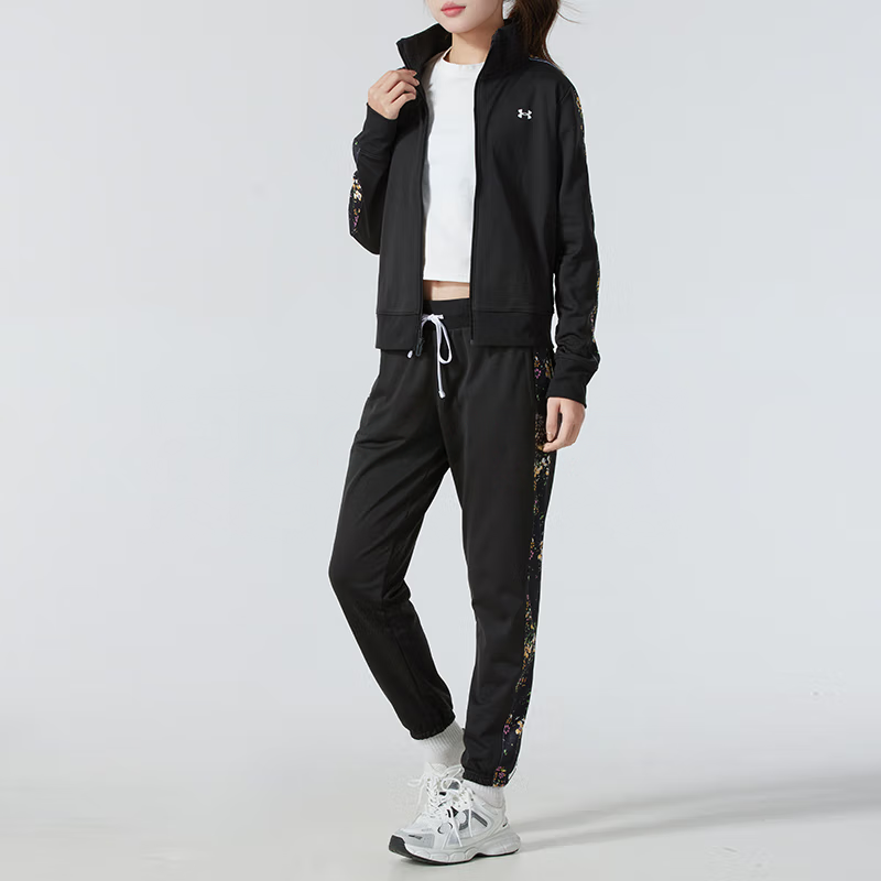 Женский спортивный костюм Under Armour 1365147-005 (черный) — фото 5
