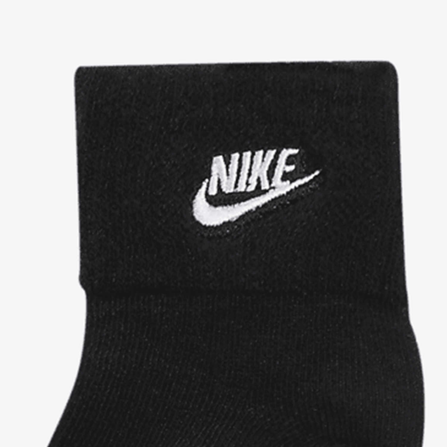 Носки Nike Core Futura Ankle (черные) — фото 2