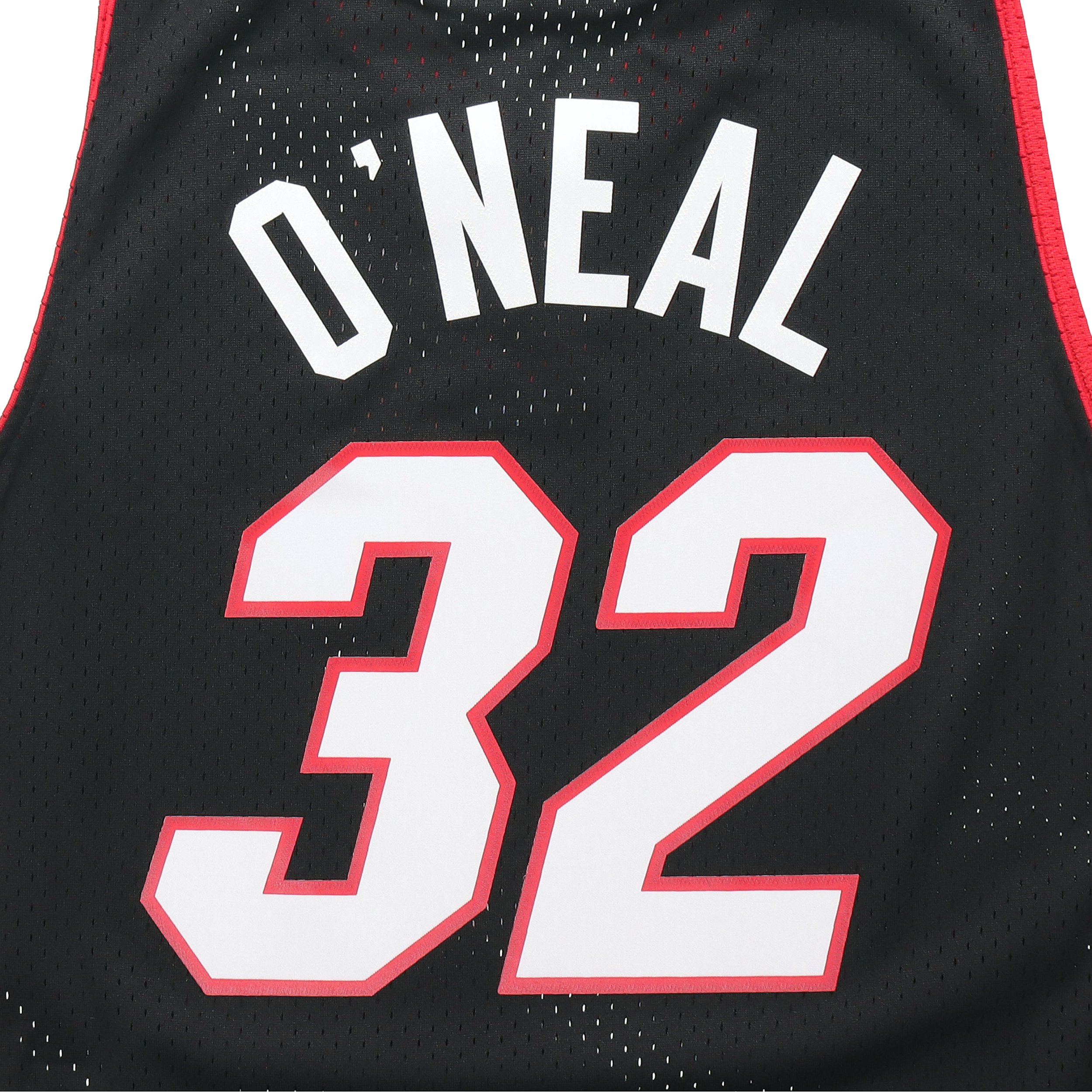 Mitchell & Ness Miami Heat Road 2005 06 Shaquille O’Neal Swingman Jersey