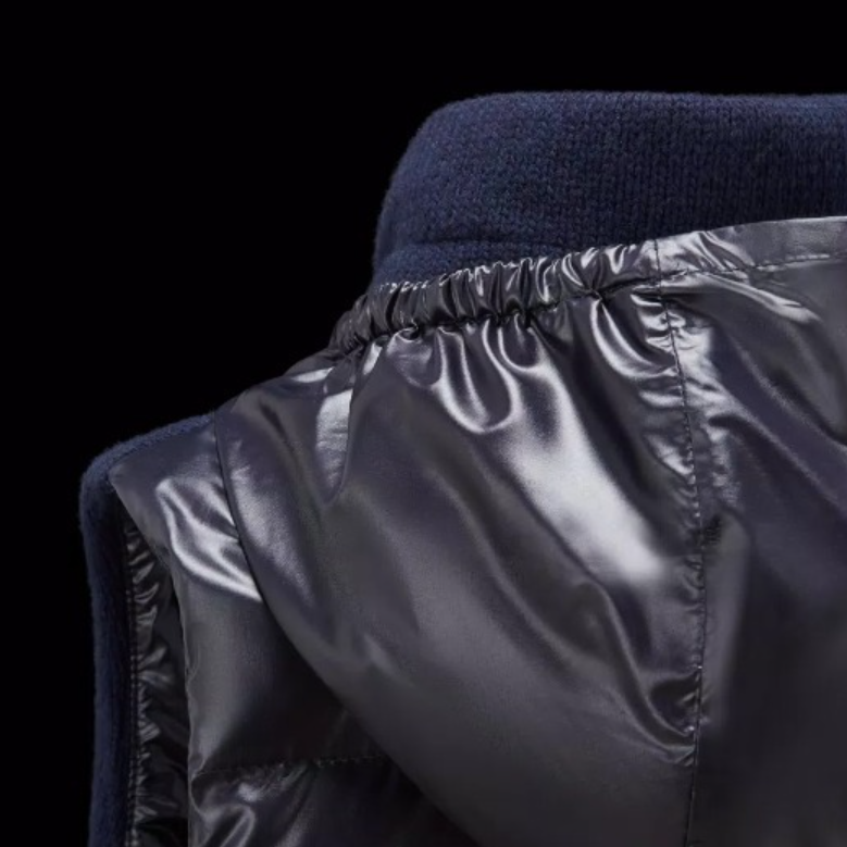 Детский жилет Moncler FW23 (темно-синий) — фото 4