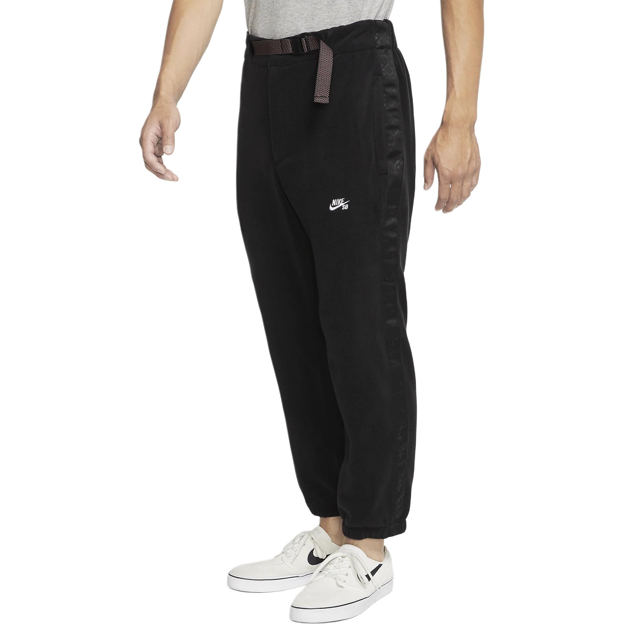 Nike Sports Pants Men’s Moderate