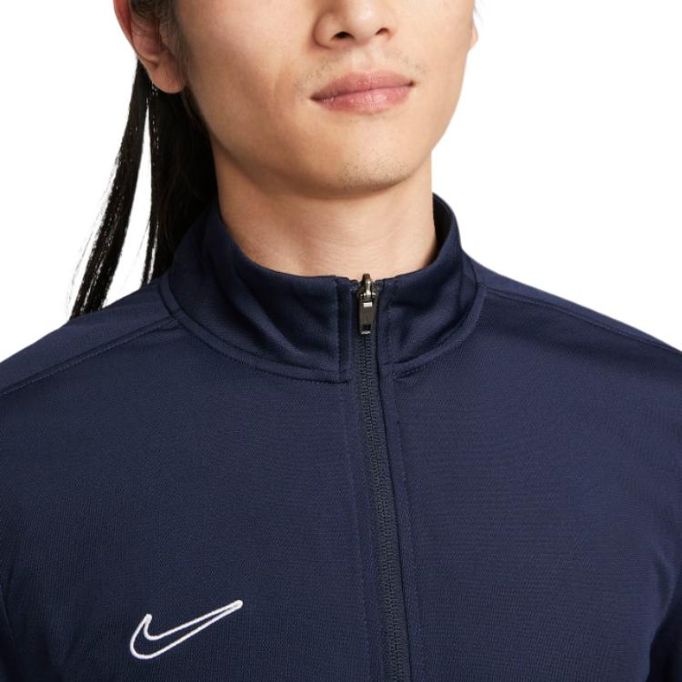 Nike Casual Sportswear Men’s Stand Collar Moderate