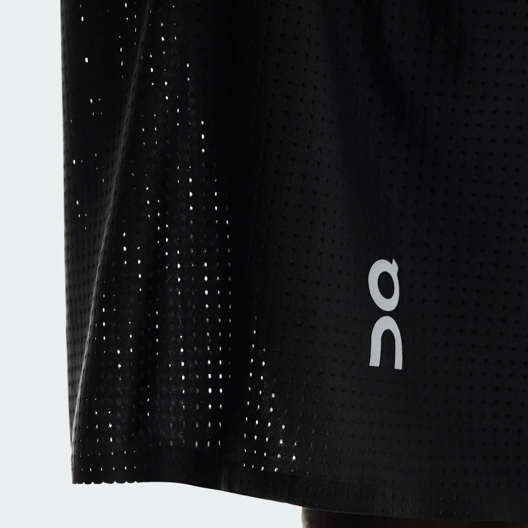 On Pace Mesh Sports Shorts Men’s Black