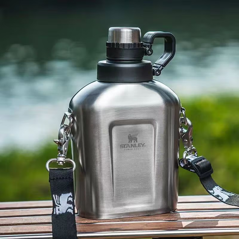 STANLEY Outdoor Water Equipment Outdoor Water Bottle 1L Camping Stainless Steel