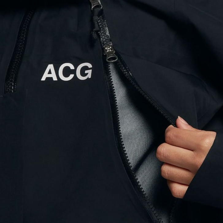 Женская куртка Nike ACG Gore-Tex (черная) — фото 6
