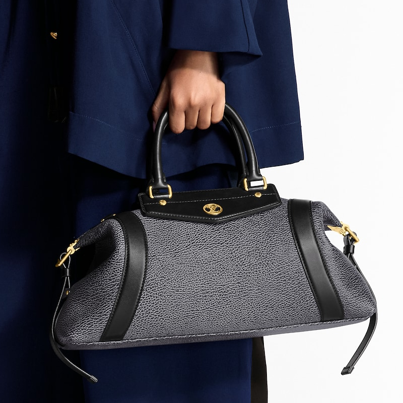 Женская сумка Louis Vuitton LOUIS VUITTON BIKER (темно-серая) — фото 6