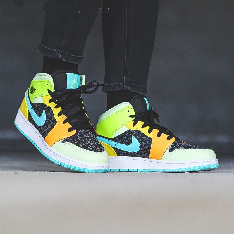 Jordan Air Jordan 1 Mid SE GS