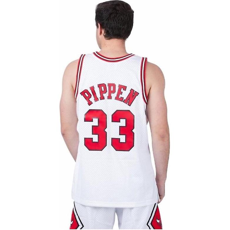 Mitchell & Ness Chicago Bulls Home 1997 98 Scottie Pippen Swingman Jersey