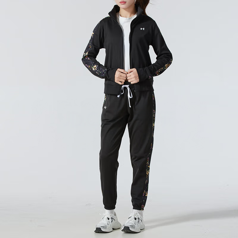 Женский спортивный костюм Under Armour 1365147-005 (черный) — фото 4