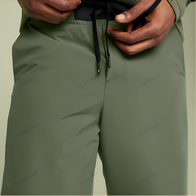 On Sports Shorts Men’s Green Moderate