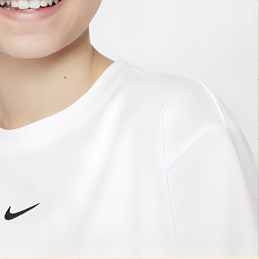 Женские футболка Nike Sportswear Essentials T (белая) — фото 4