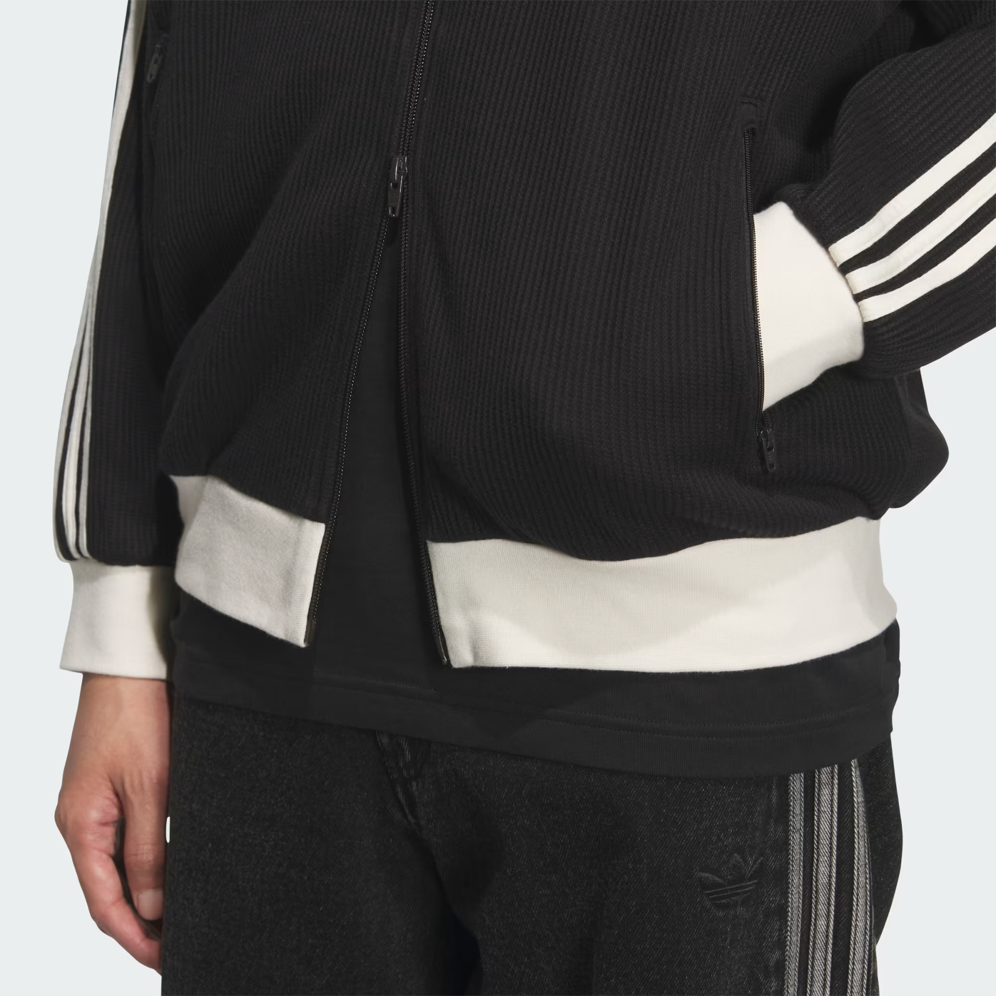 Куртка adidas Originals WAFFLE CLASSIC (цвет на фото) — фото 7