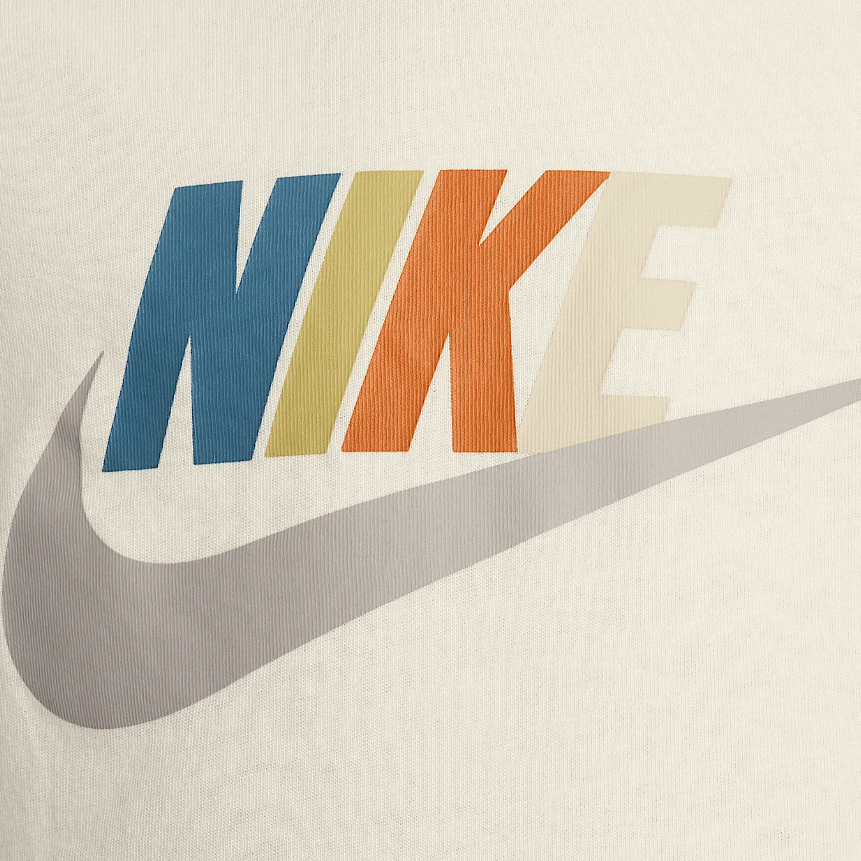Футболка Nike Sportswear (бежевая) — фото 5