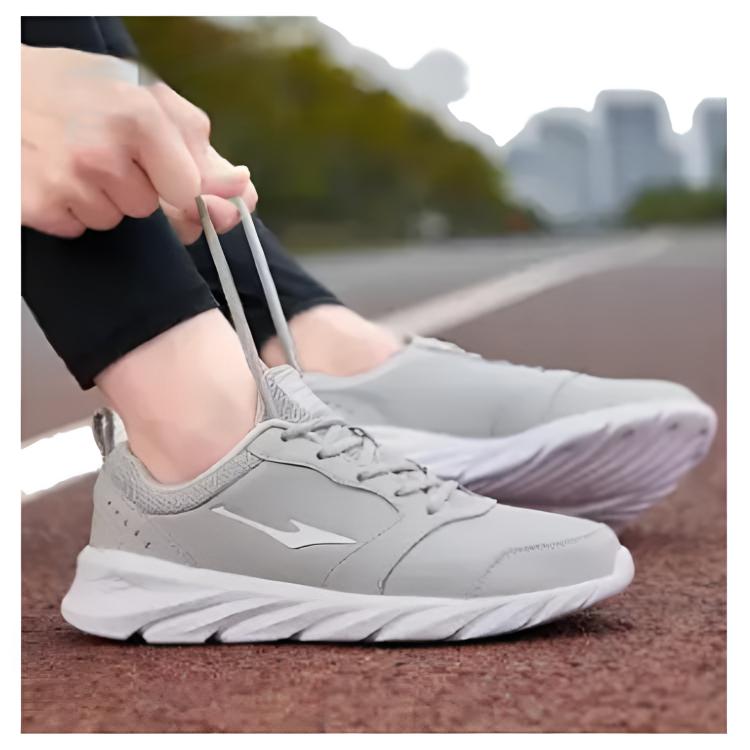 Erke Cushioning Slip Resistant Abrasion Resistant Waterproof And Breathable Rebound Low top Running Shoes Men’s Gray