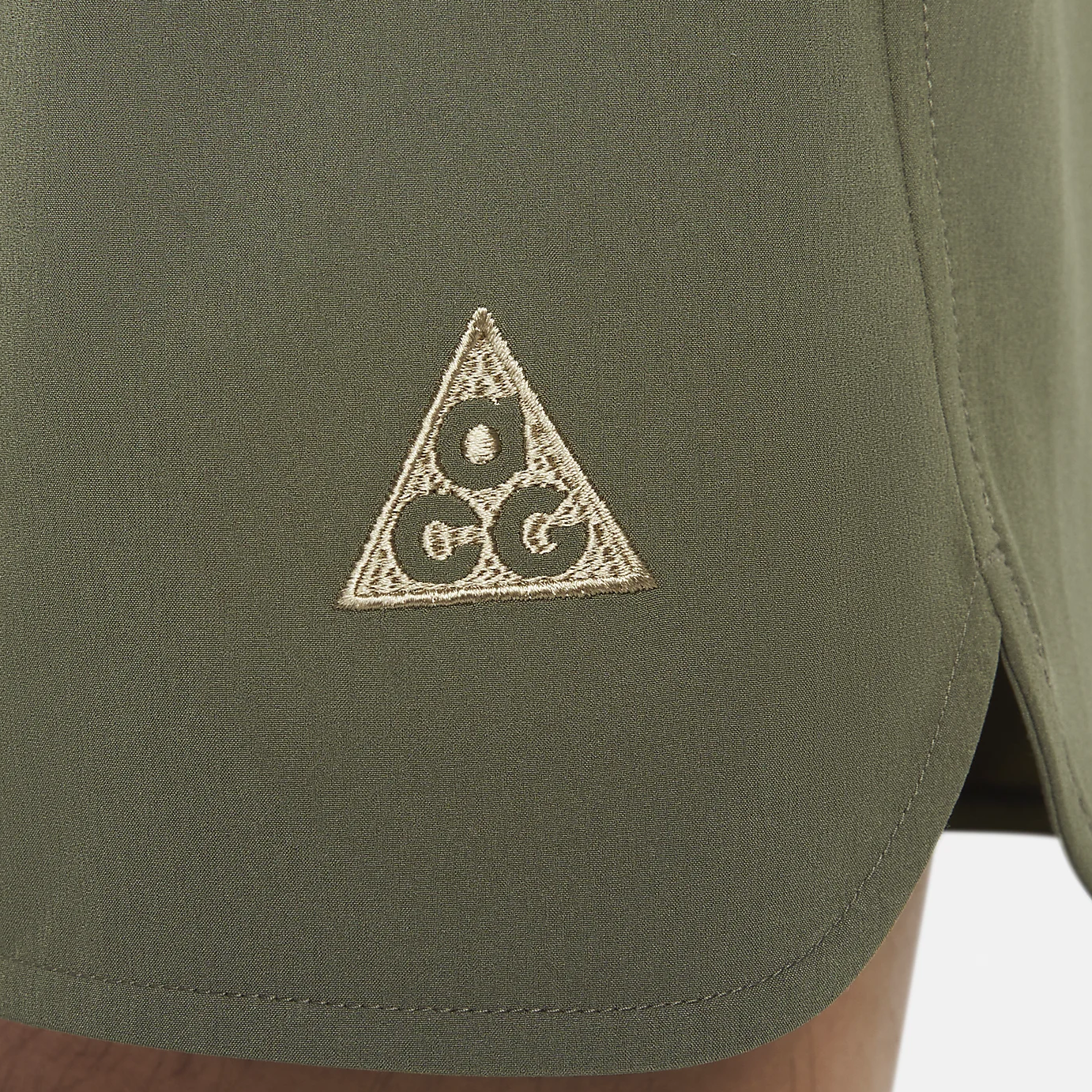 Nike ACG Sports Shorts Men’s Green Moderate